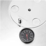 Martinsen 1600 Compact Charcoal Kettle Barbecue with Thermometer and Wheels - Image 4