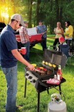 Broil King Porta-Chef 320 Portable 3-Burner Gas BBQ with Stainless Steel Burners - Image 6
