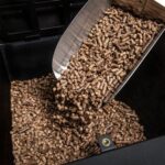 Broil King Crown Pellet 400 Wood Pellet BBQ with WiFi Controller and Meat Probes - Image 2