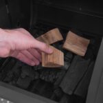 Broil King Smoke Offset 500 Charcoal Offset Smoker BBQ in Dragon Black - Image 8