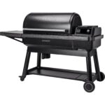 Traeger Ironwood XL Wood Pellet Grill With WiFIRE and Touchscreen Control (TFB93RLGI)