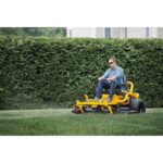Cub Cadet Ultima ZT2 60-in Petrol Zero-Turn Mower with 24 HP Kawasaki Engine - Image 10